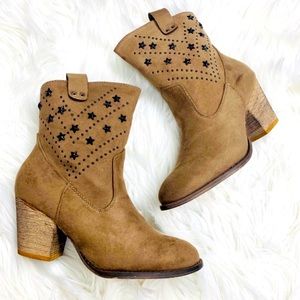 Tiara Star Cowgirl Boots